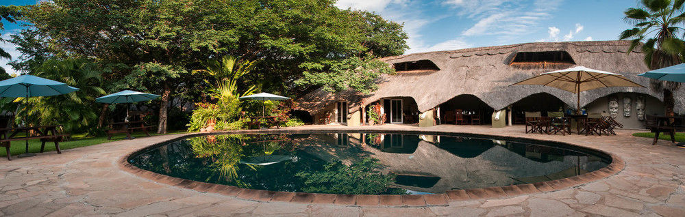 Bayete Guest Lodge Victoria Falls Exteriör bild