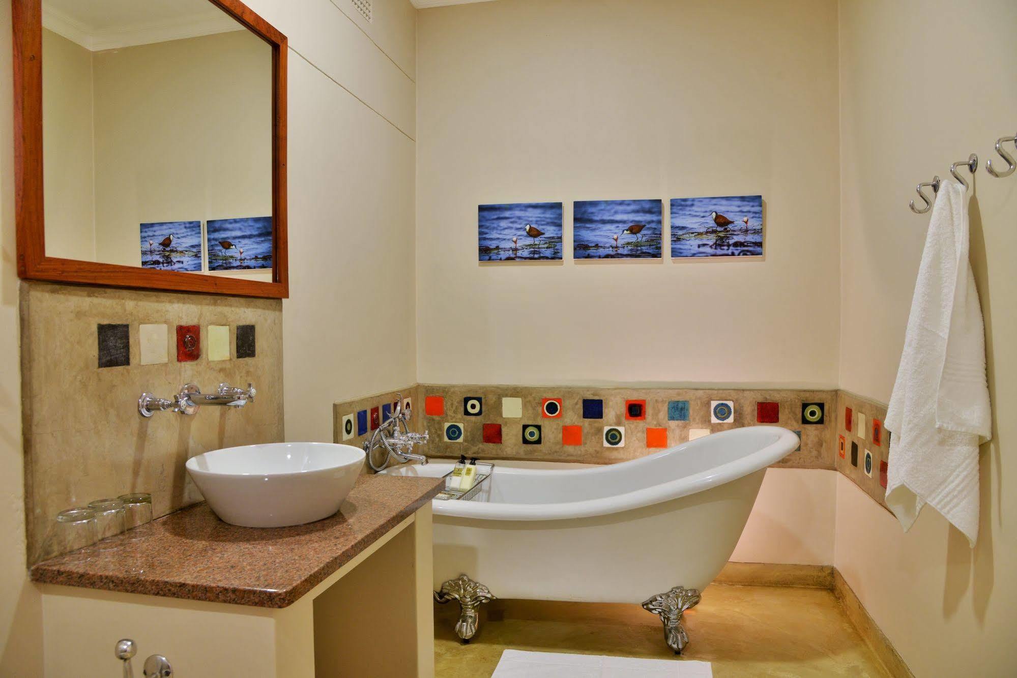 Bayete Guest Lodge Victoria Falls Exteriör bild