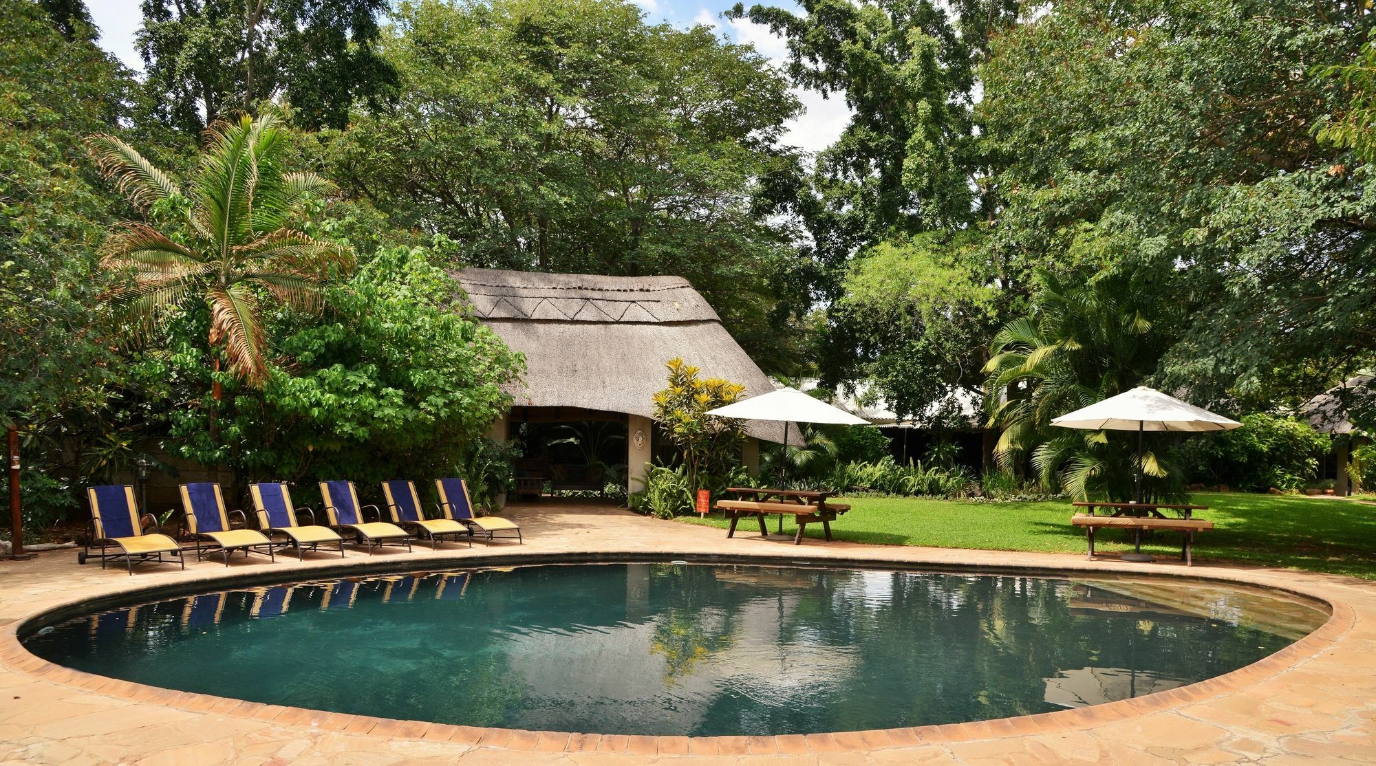 Bayete Guest Lodge Victoria Falls Exteriör bild